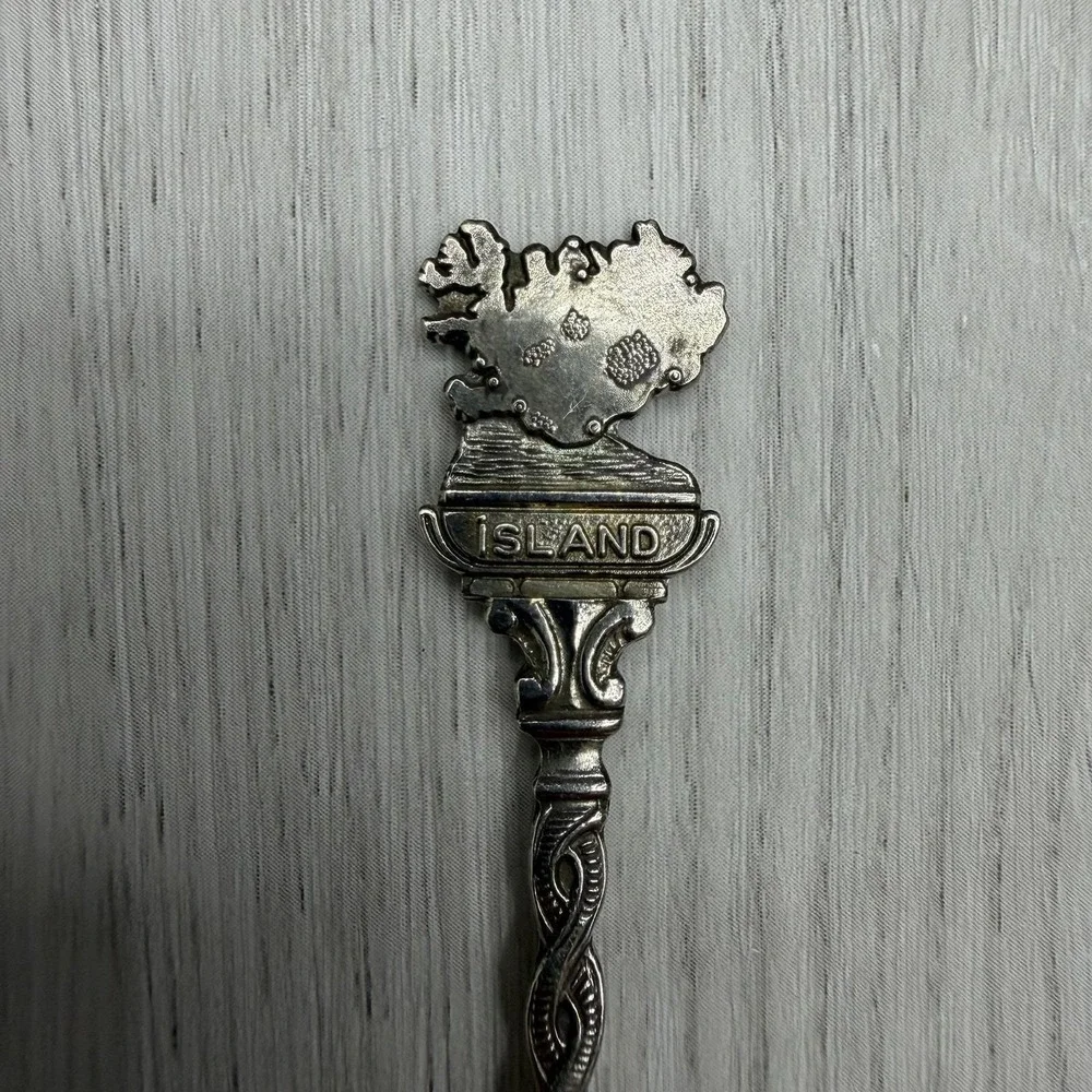 Iceland Reykjavik Souvenir Spoon Map Finial Twisted Stem Teardrop Bowl Vintage
